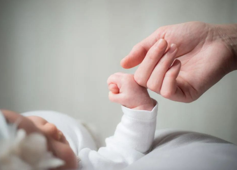 結(jié)婚有多少人做親子鑒定？女方比例有多高？孩子同居您怎么看？